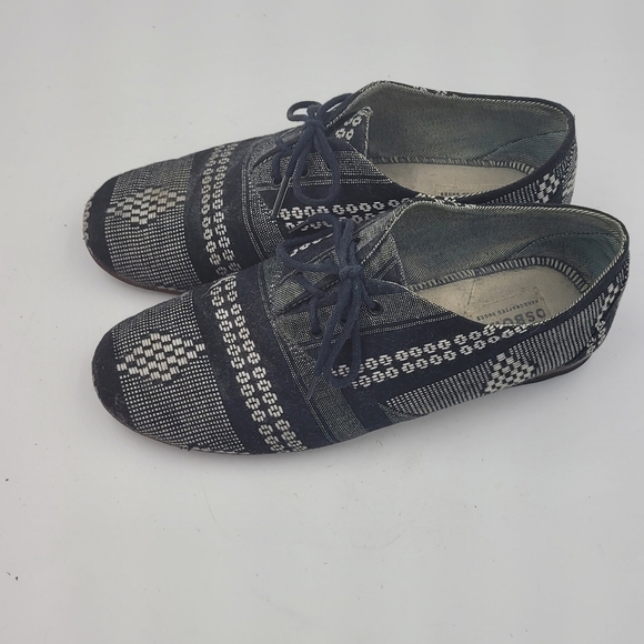 Osborn Oxfords -Discontinued Guatemalan Print- 37 - Picture 3 of 12